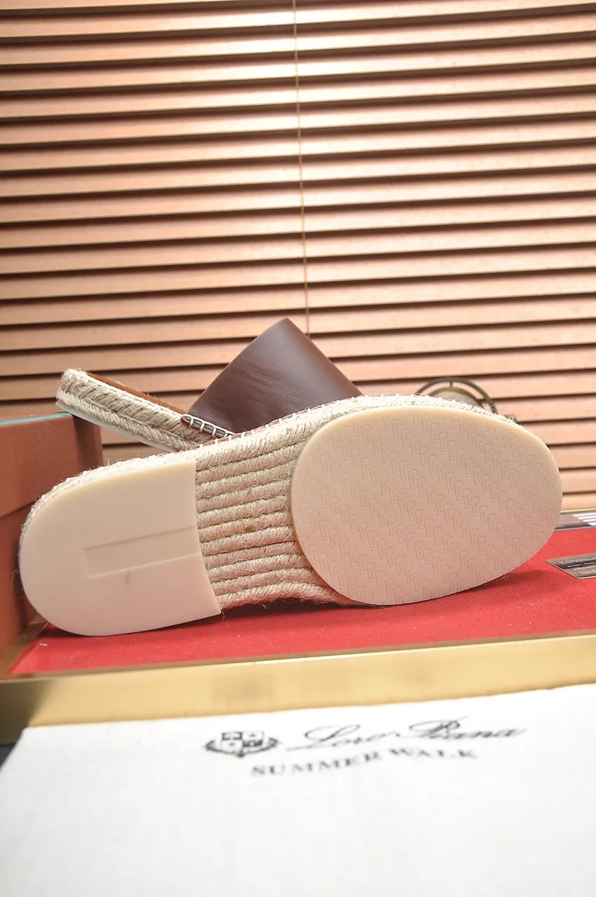 Men's men's shoes 💰540💶【𝐥𝐨𝐫𝐨 𝐏𝐢𝐚𝐧𝐚】lp classic loafers, an Italian treasure brand, the only brand that can match Hermès! Only after wearing it do we realize that we cannot let down our feet. The upper is imported cashmere, the lining of water-dyed cowhide ➕ the cowhide feet, the official original glass rubber outsole, and the pendant. Exclusive original packaging (tag ➕ brand paper ➕ outer box ➕ hand bag) code number: 38-45